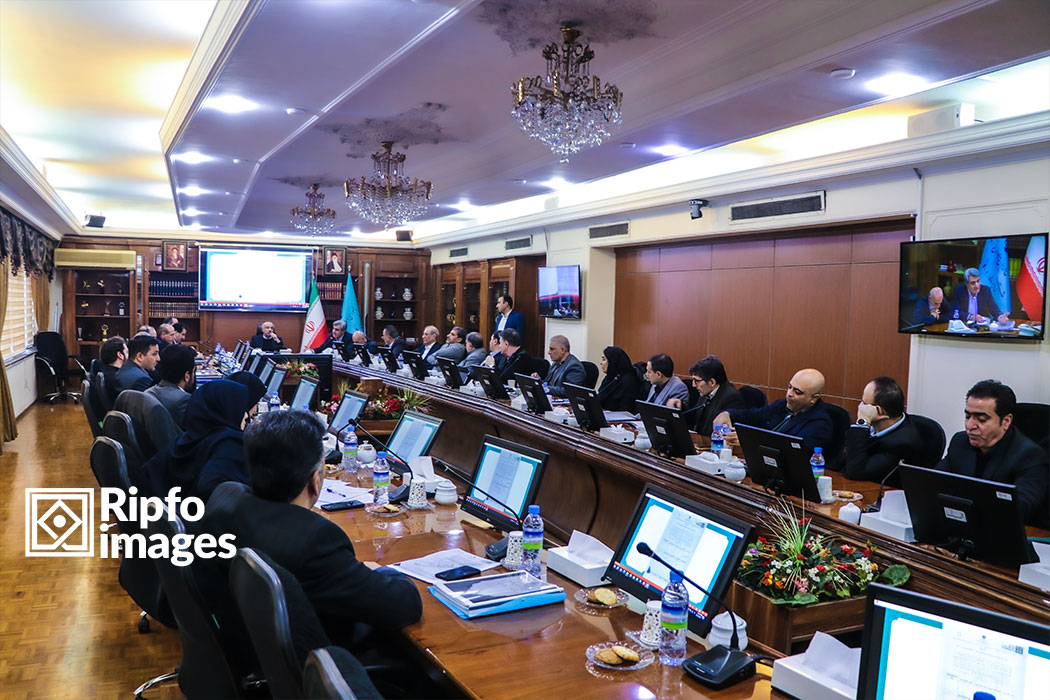 بررسی موضوعات کلان سرمایه‌گذاری و مالی در جلسه هیئت امنای سازمان تأمین اجتماعی